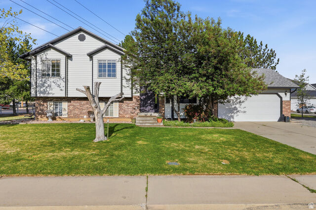 Property Photo:  1061 S 2230 E  UT 84660 