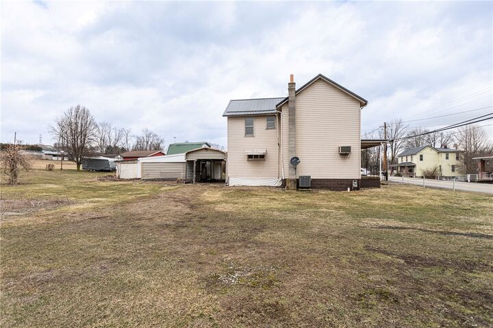 Property Photo:  2814 W Crawford Ave  PA 15425 