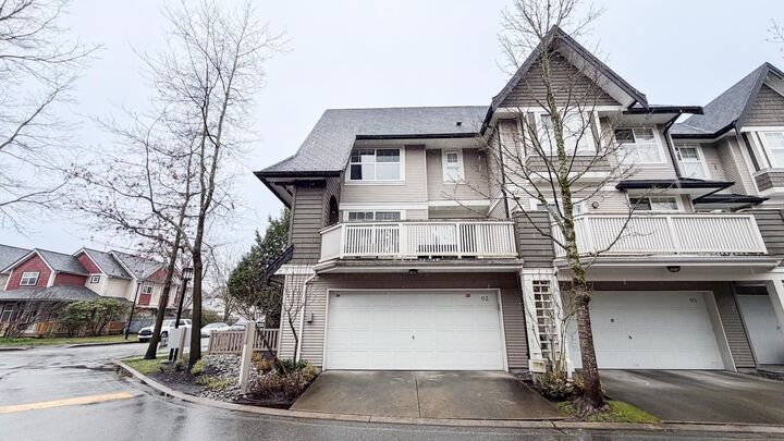 Property Photo: 6888 Robson Drive 92 BC V7C 5T6