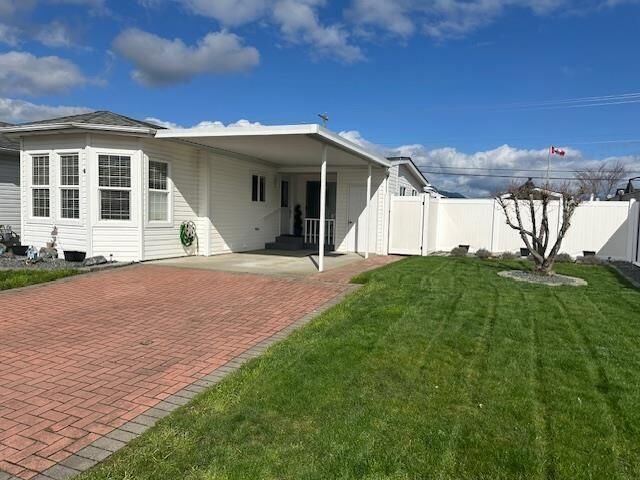 Property Photo: 45918 Knight Road 6 BC V2R 3X4