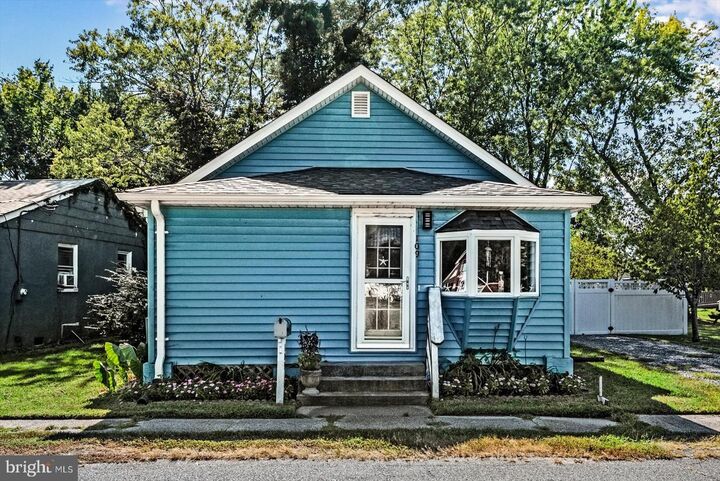 Property Photo:  109 Bancroft Avenue  VA 22443 