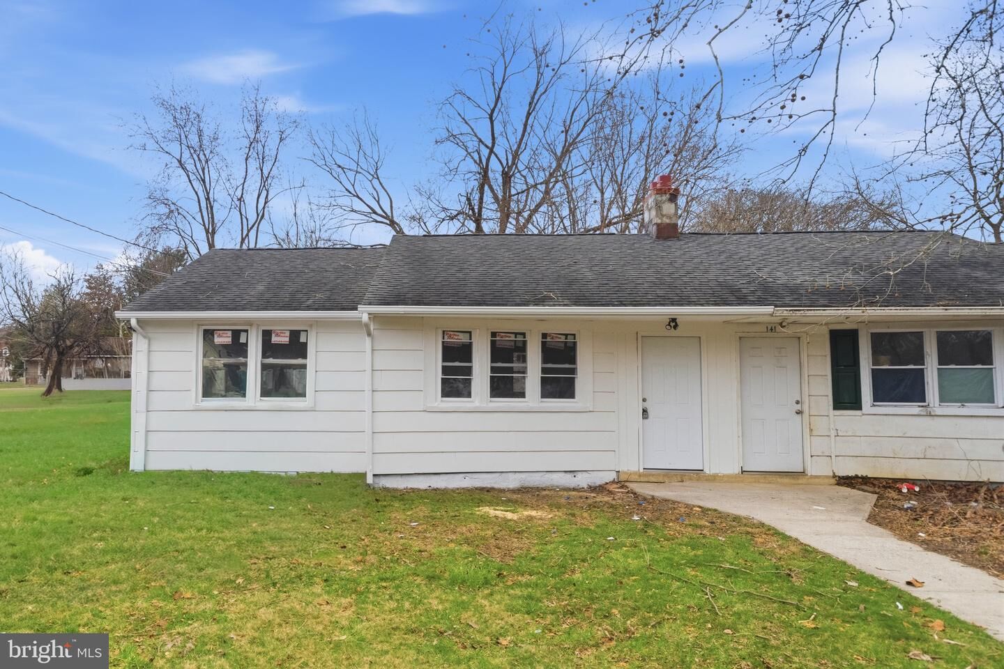 Property Photo:  143 Kinsley Road  NJ 08068 