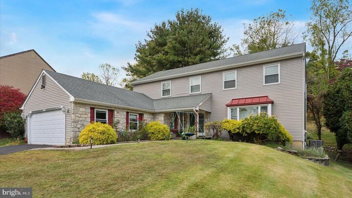 Property Photo:  415 Fox Hollow Drive  PA 19053 