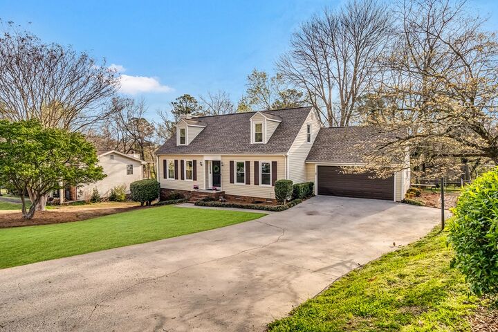 Property Photo:  3008 Brookhaven Circle  GA 30721 