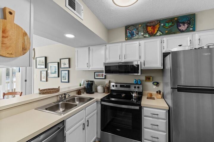 Property Photo:  4560 Greenbriar Dr. 302  SC 29566 