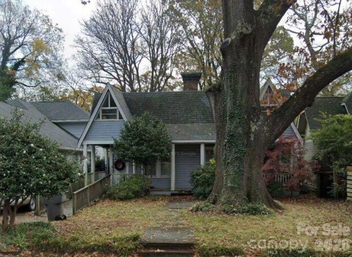 Property Photo: 1709 Fountain View NC 28203