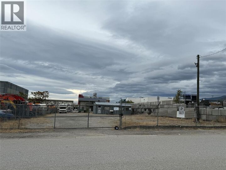 Property Photo:  365 Cherry Avenue  BC V2A 8R2 