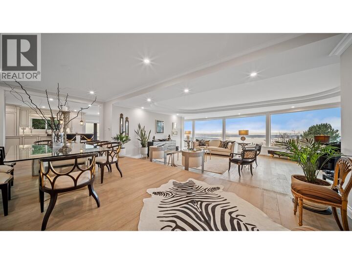 Photo de la propriété: 1439 Chippendale Road BC V7S 2N7