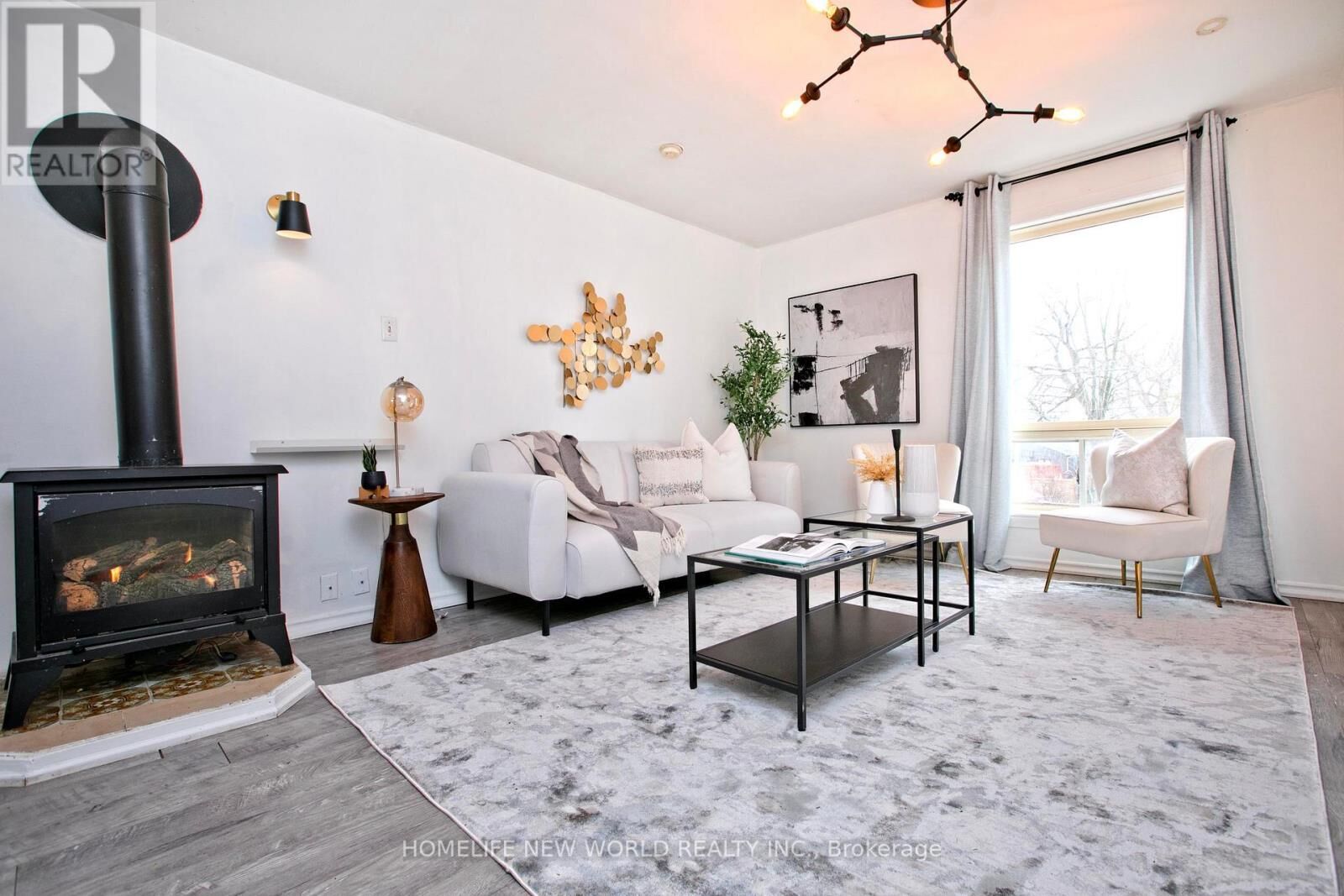 Property Photo:  579 Lake Drive South  ON L4P 1T2 