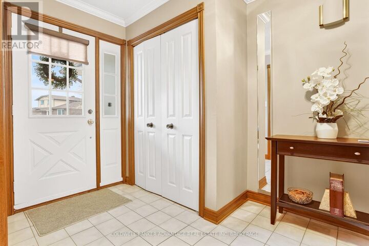 Property Photo:  41 Adel Drive East  ON L2M 3W9 