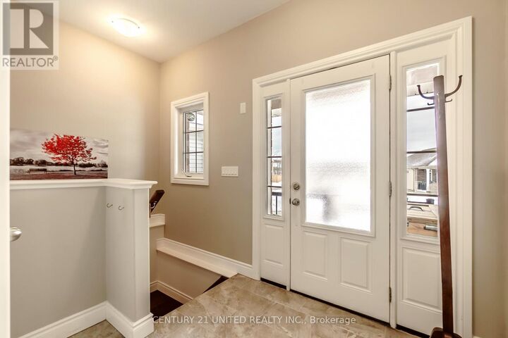 Property Photo:  14 Summer Lane  ON K9L 0G4 