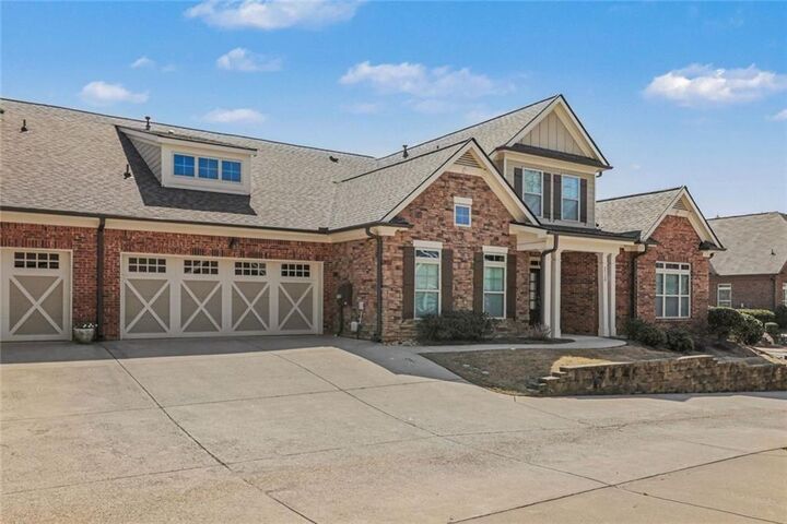 Property Photo: 2730 Middle Creek Way GA 30041