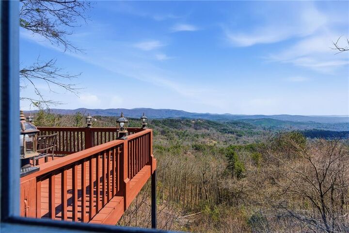 Property Photo:  1015 Eagle Ridge Road  GA 30534 