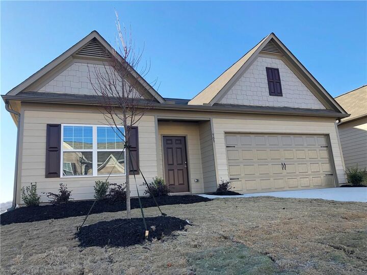 Property Photo:  909 Independence Avenue  GA 30567 