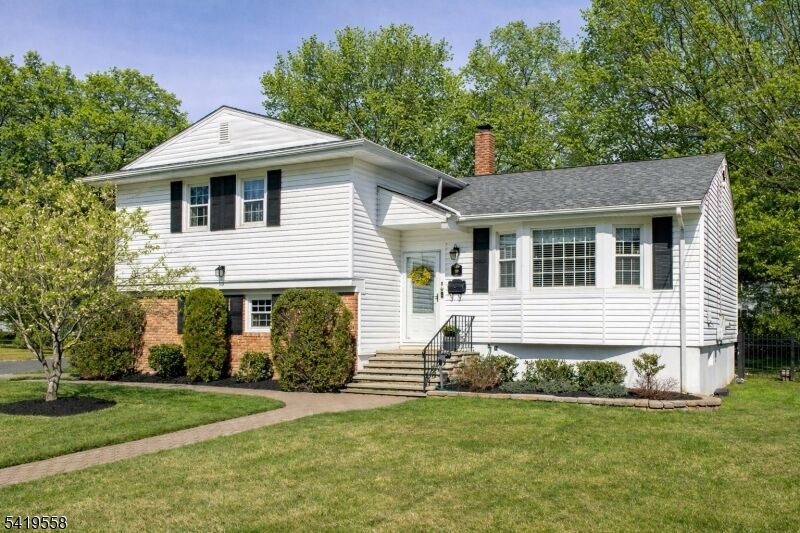 Property Photo:  199 Hickson Dr  NJ 07974 