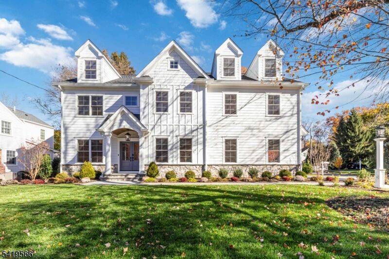 Property Photo:  2 Whitman Dr  NJ 07928 