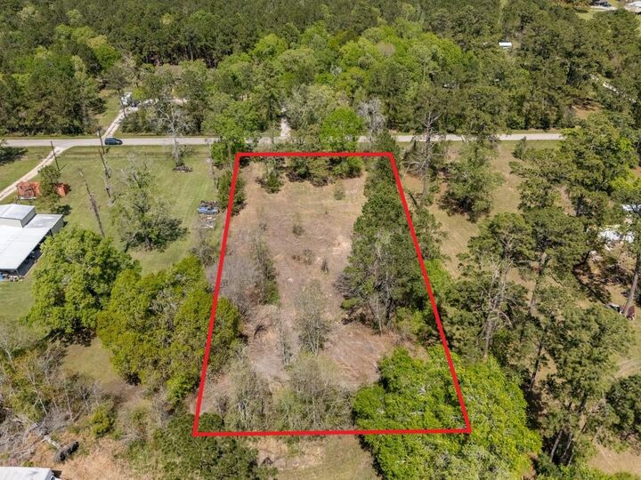 Property Photo:  736 County Road 112  TX 77538 