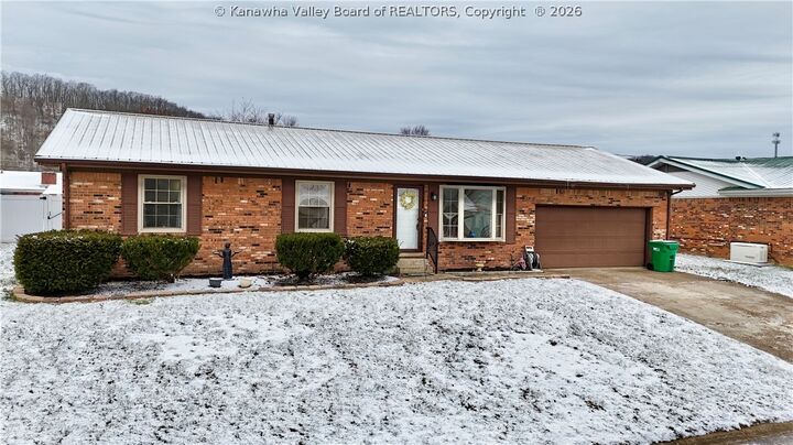 Property Photo:  194 Shawnee Estates  WV 25213 