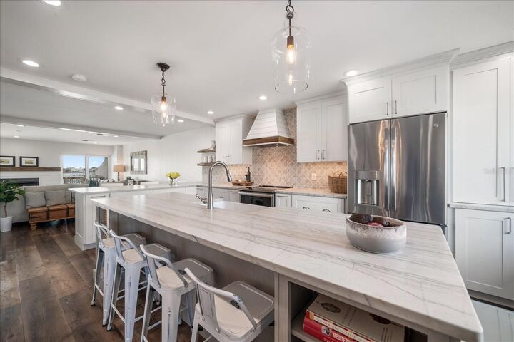 Property Photo: 165 Marina Del Rey Court FL 33767