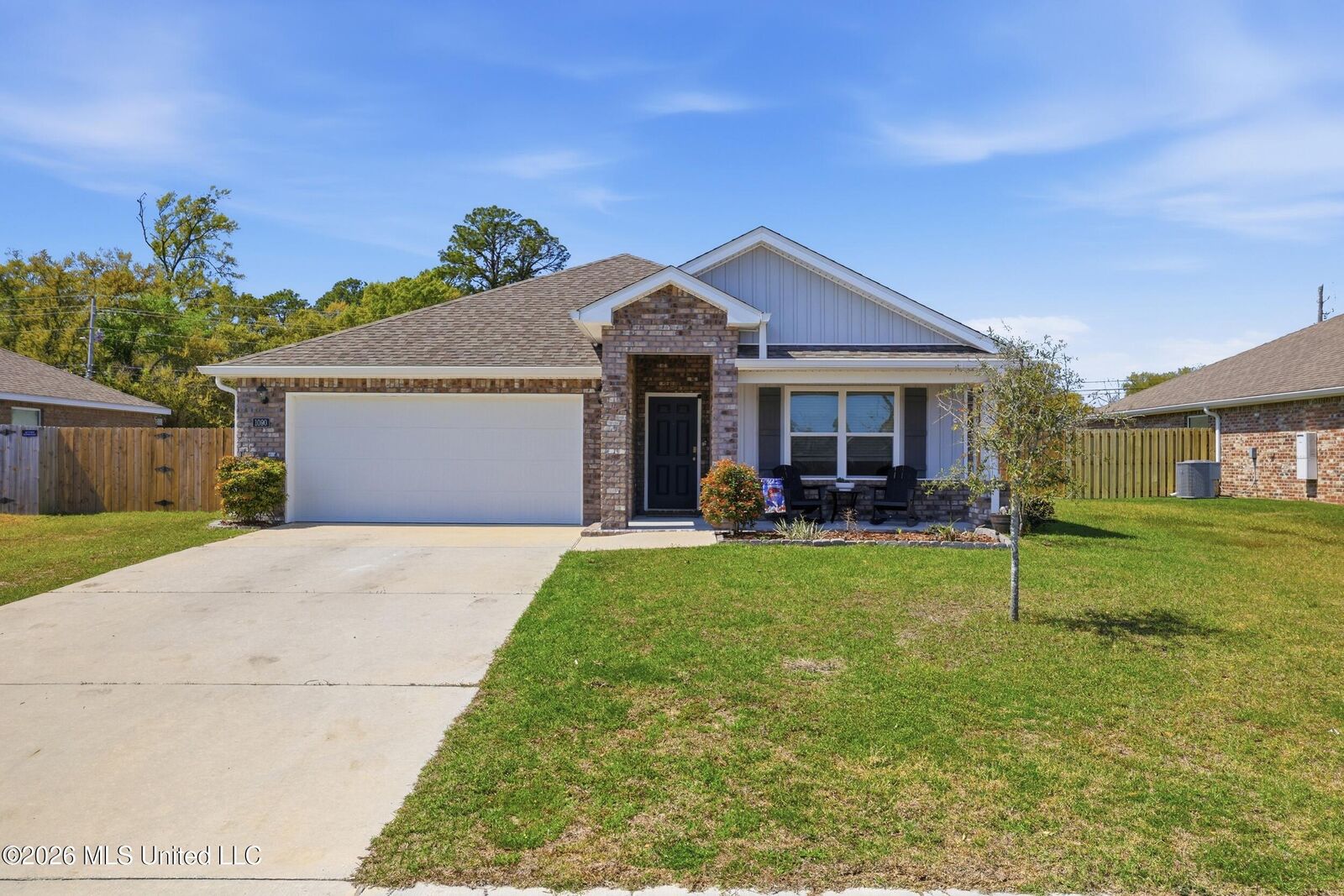 Property Photo:  1090 Enclave Circle  MS 39560 