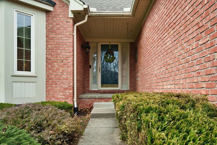 Property Photo:  6703 Chianti Court  MI 48316 