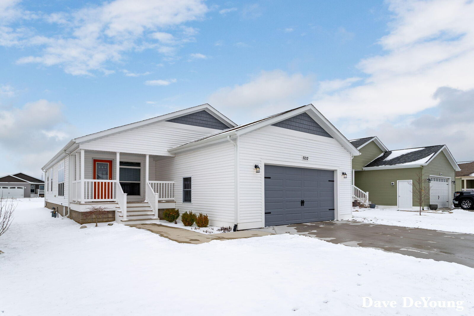 Property Photo: 5212 E Scenic Turn Lane MI 49423