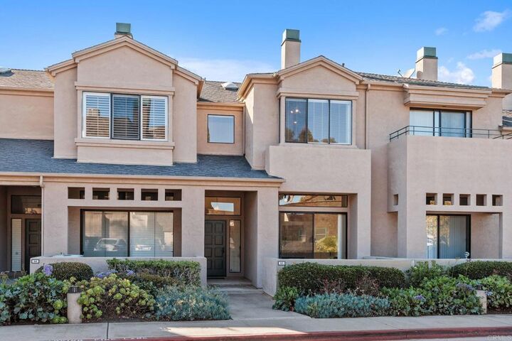 Property Photo:  4353 Nobel Drive 65  CA 92122 