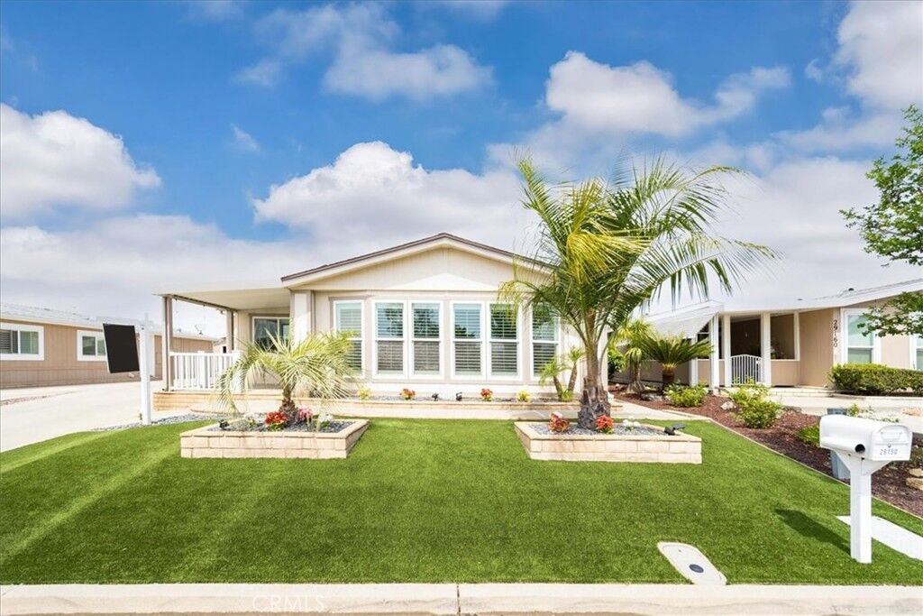 Property Photo: 29150 Calle Cisne CA 92563