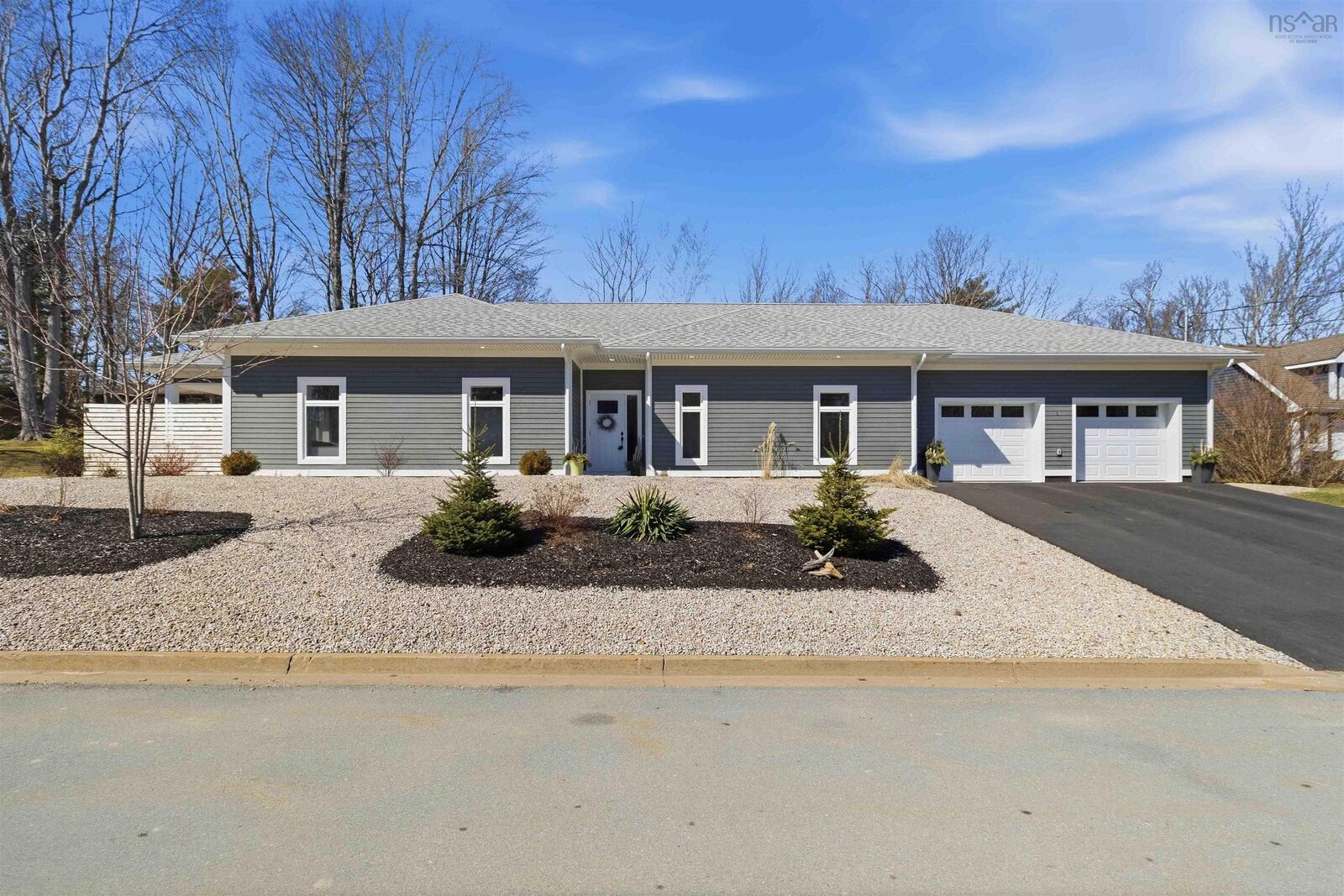 Property Photo:  51 Cresthaven Court  NS B4V 3Z3 