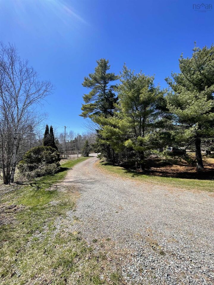 Property Photo:  492 Crandall Road  NS B9A 1W9 