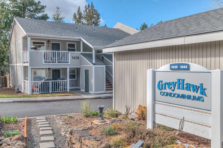 Property Photo: 1439 NW Juniper Street 1 OR 97703