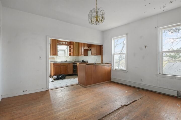 Property Photo:  213 Weetamoe St  MA 02720 