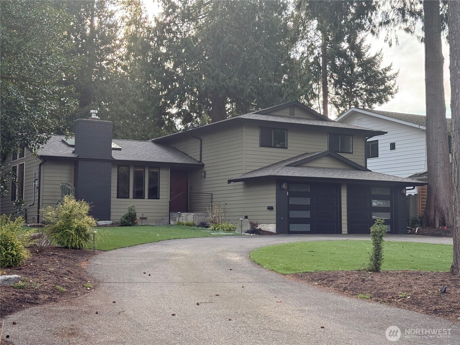 Property Photo: 22521 98th Avenue W WA 98020
