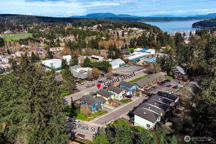 Property Photo: 1014 Park Street 1B WA 98250