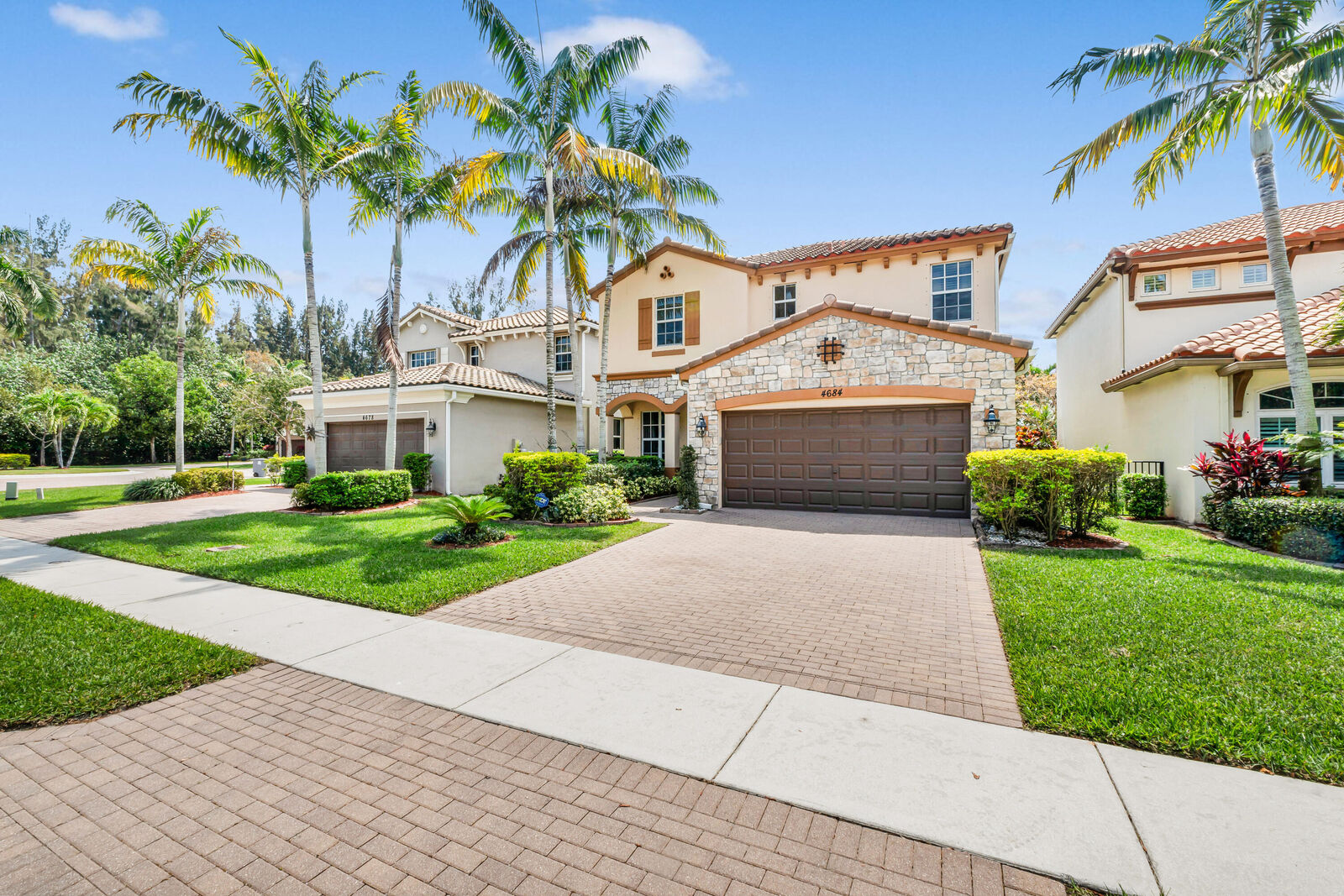 Property Photo:  4684 Veteran Terrace  FL 33463 
