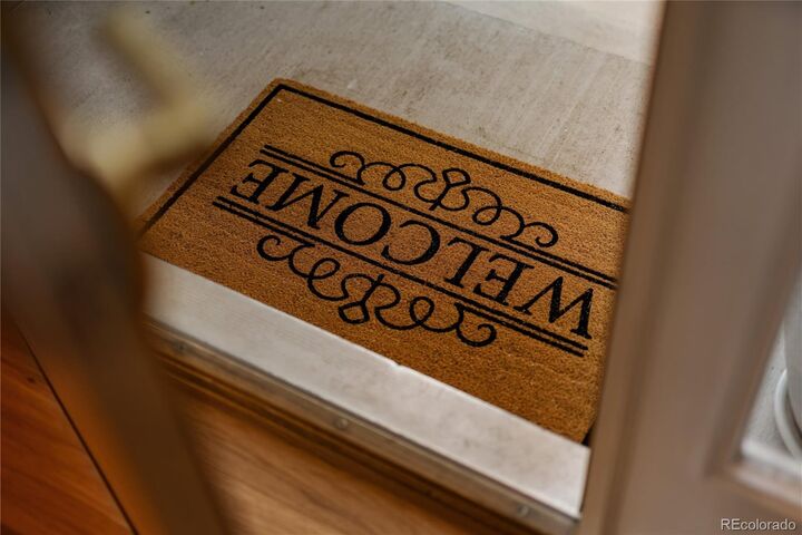 Property Photo: 1417 Pineridge Lane CO 80108