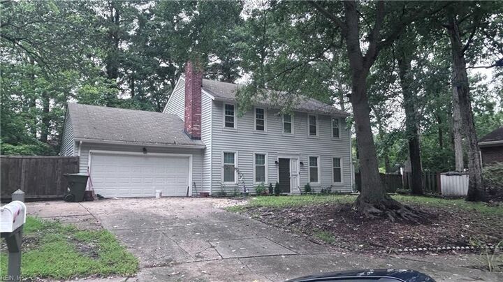 Property Photo:  7 White Oak Trl  VA 23669 