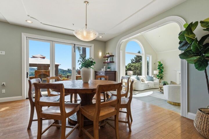 Property Photo:  380 Mockingbird Ridge Road  CA 95076 