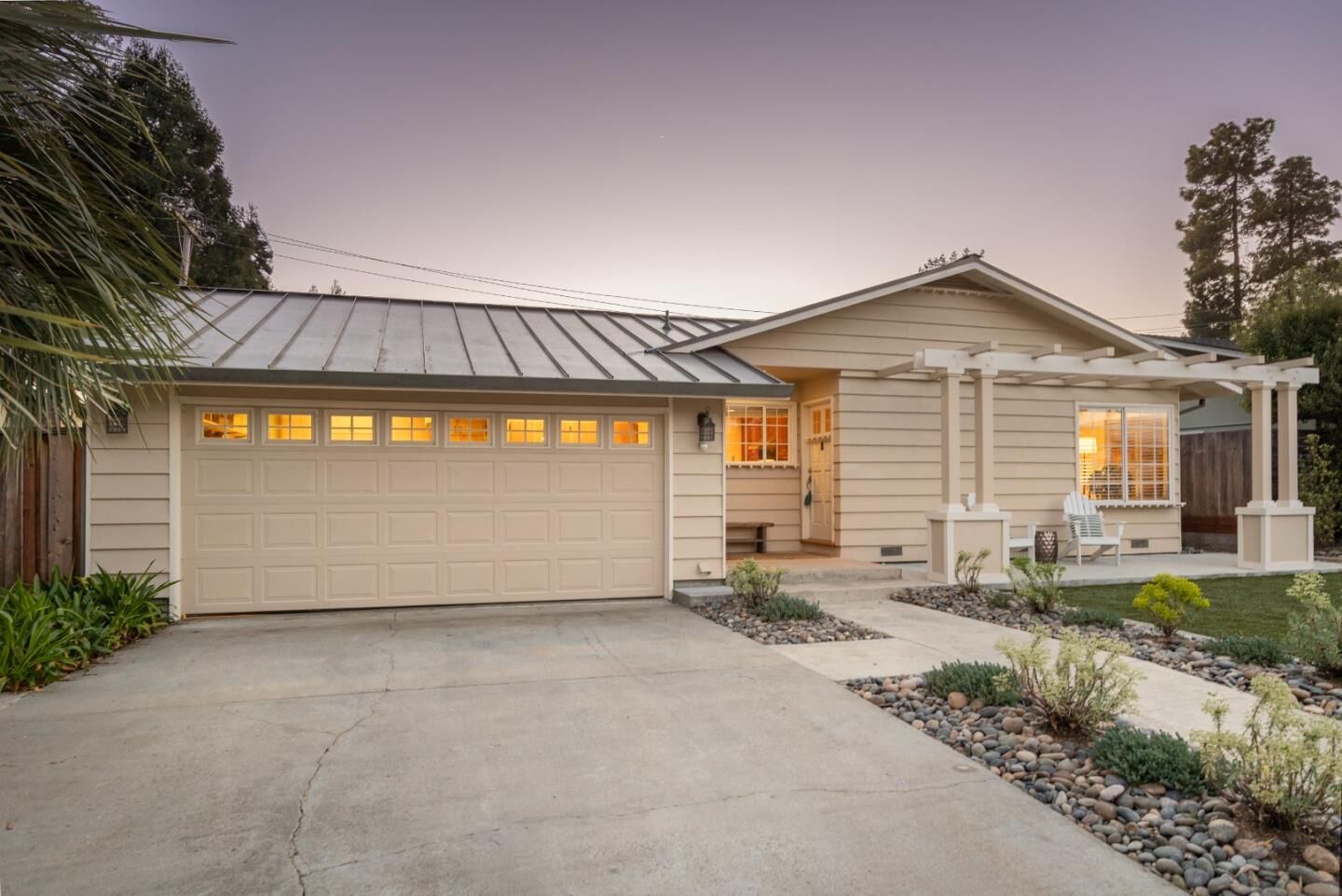 Property Photo:  105 Wesley Street  CA 95010 