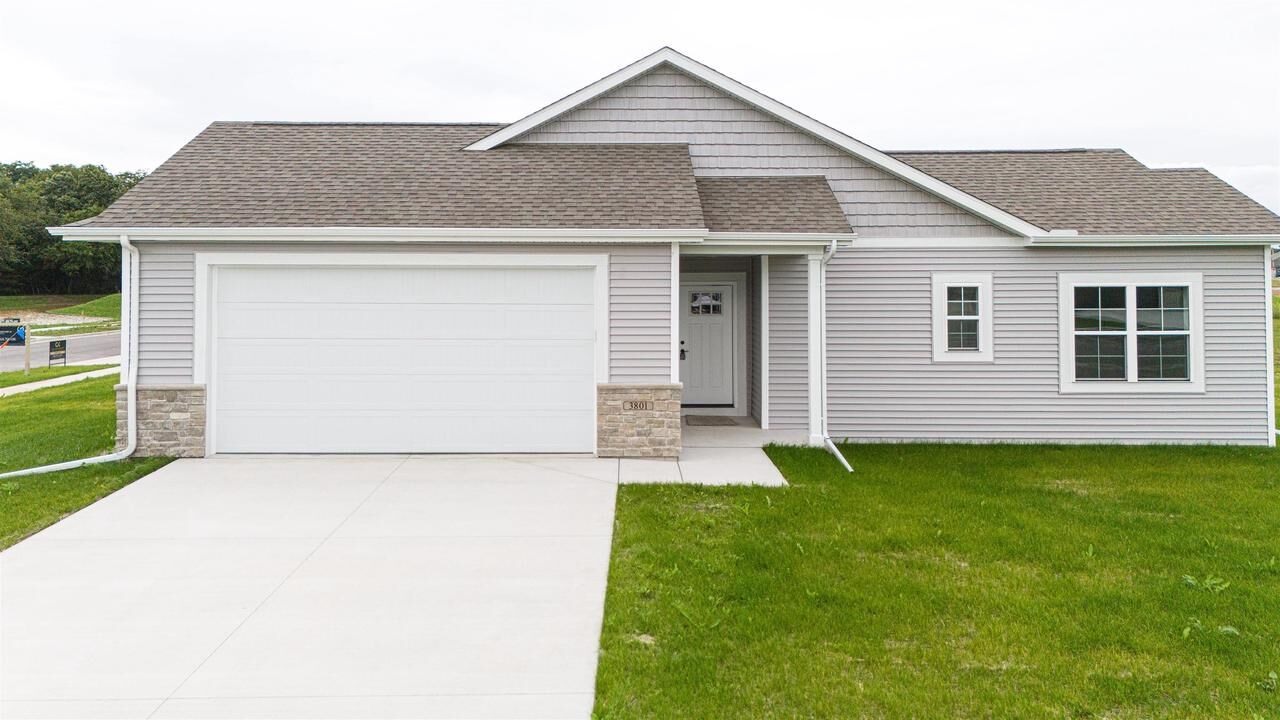 Property Photo:  3801 N Woodbury Lane  WI 53545 