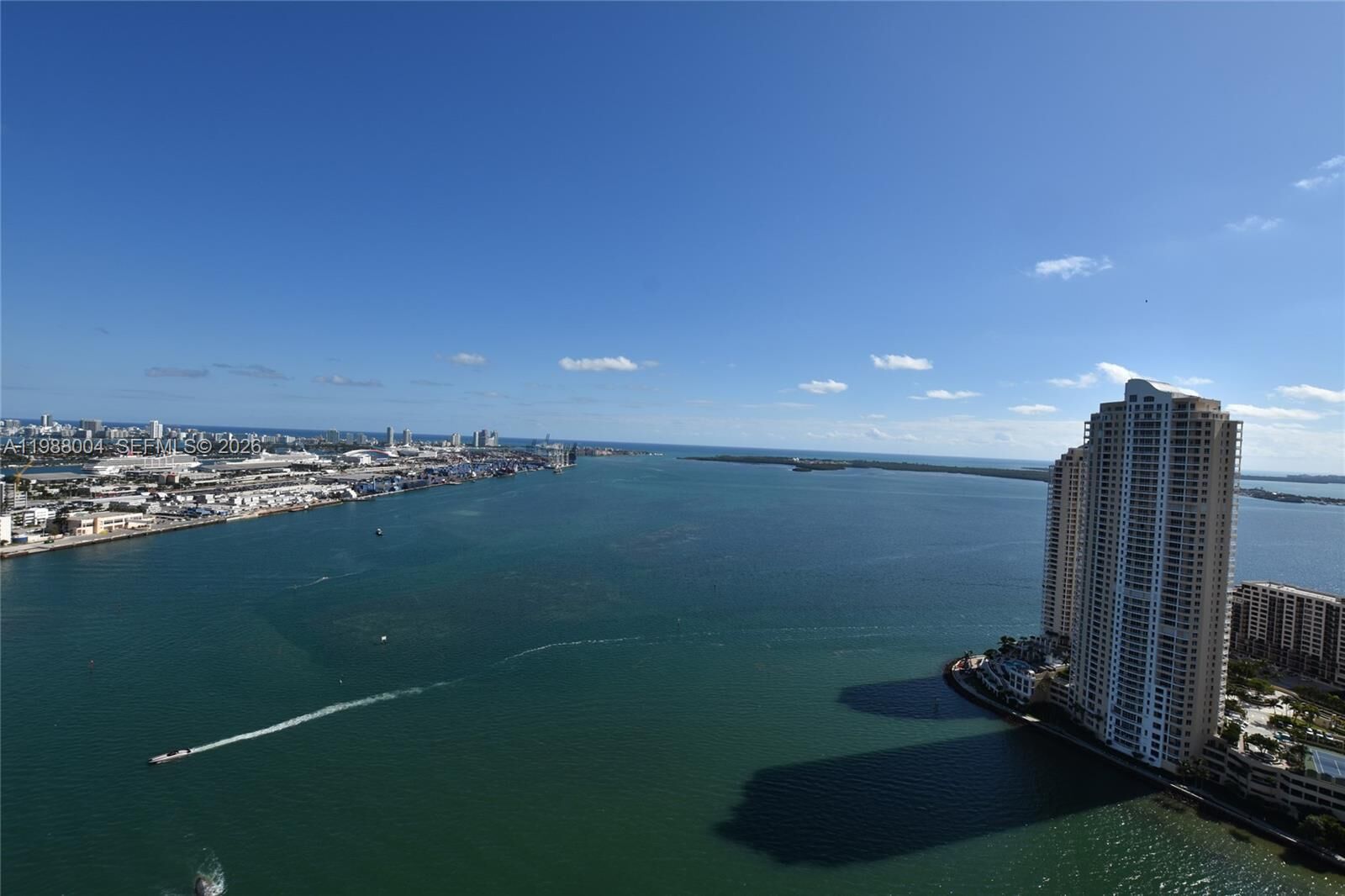 Property Photo:  335 S Biscayne Blvd 4112  FL 33131 