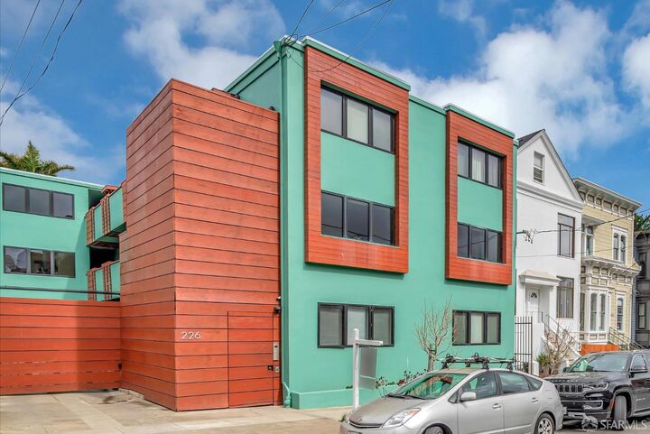 Property Photo: 226 27th Street 10 CA 94114