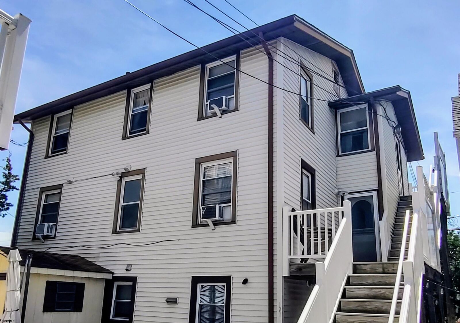Property Photo:  131 Central Ave 6  NJ 08226 