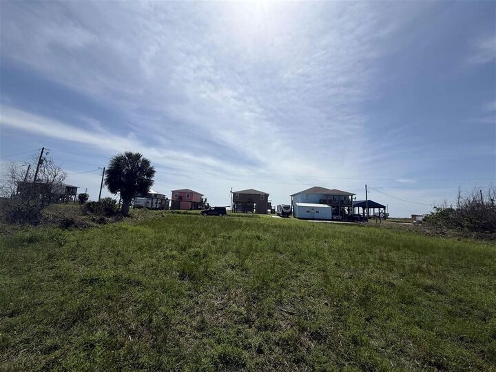 Property Photo:  Kathy  LA 70631 