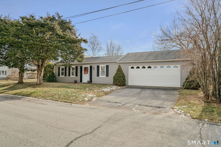 Property Photo:  54 Sea Crest Avenue  CT 06357 