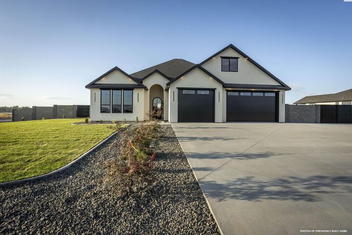 Property Photo: 8601 Tendril Lane WA 99301