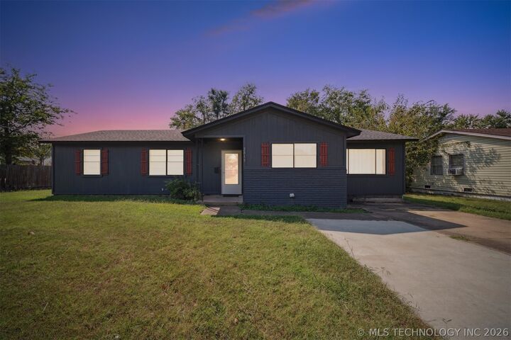 Property Photo:  2815 Monta Place  OK 74403 