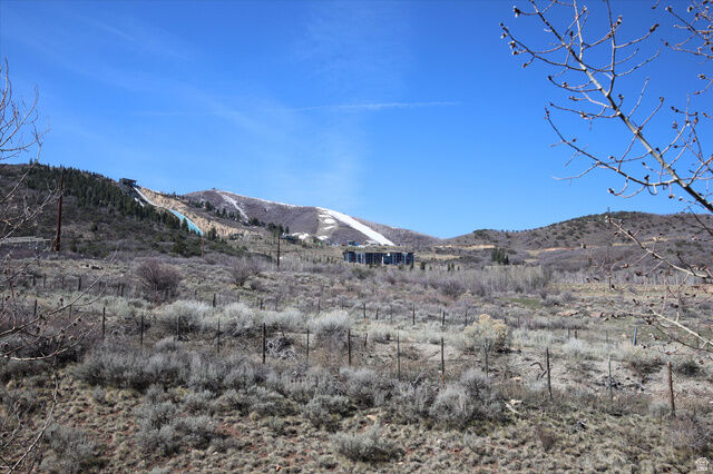 Property Photo: 5655 N Oslo Ln UT 84098