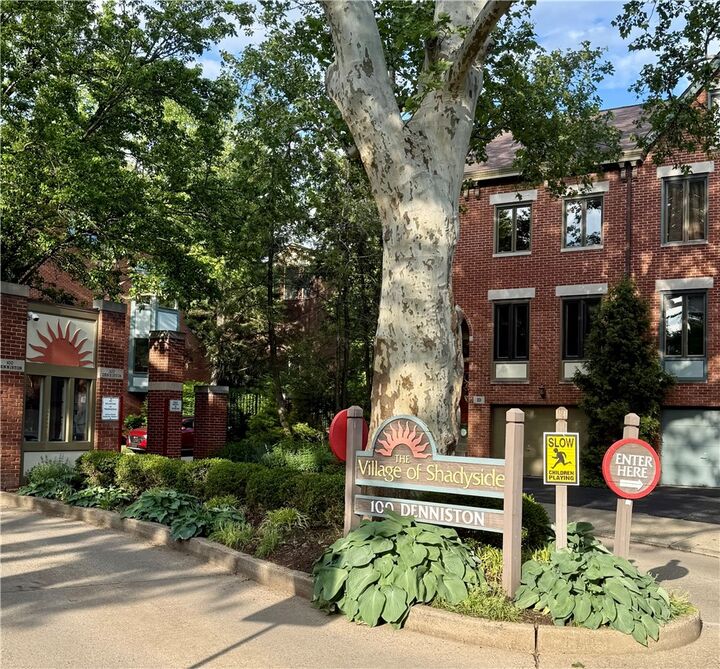 Property Photo:  100 Denniston St 422  PA 15206 