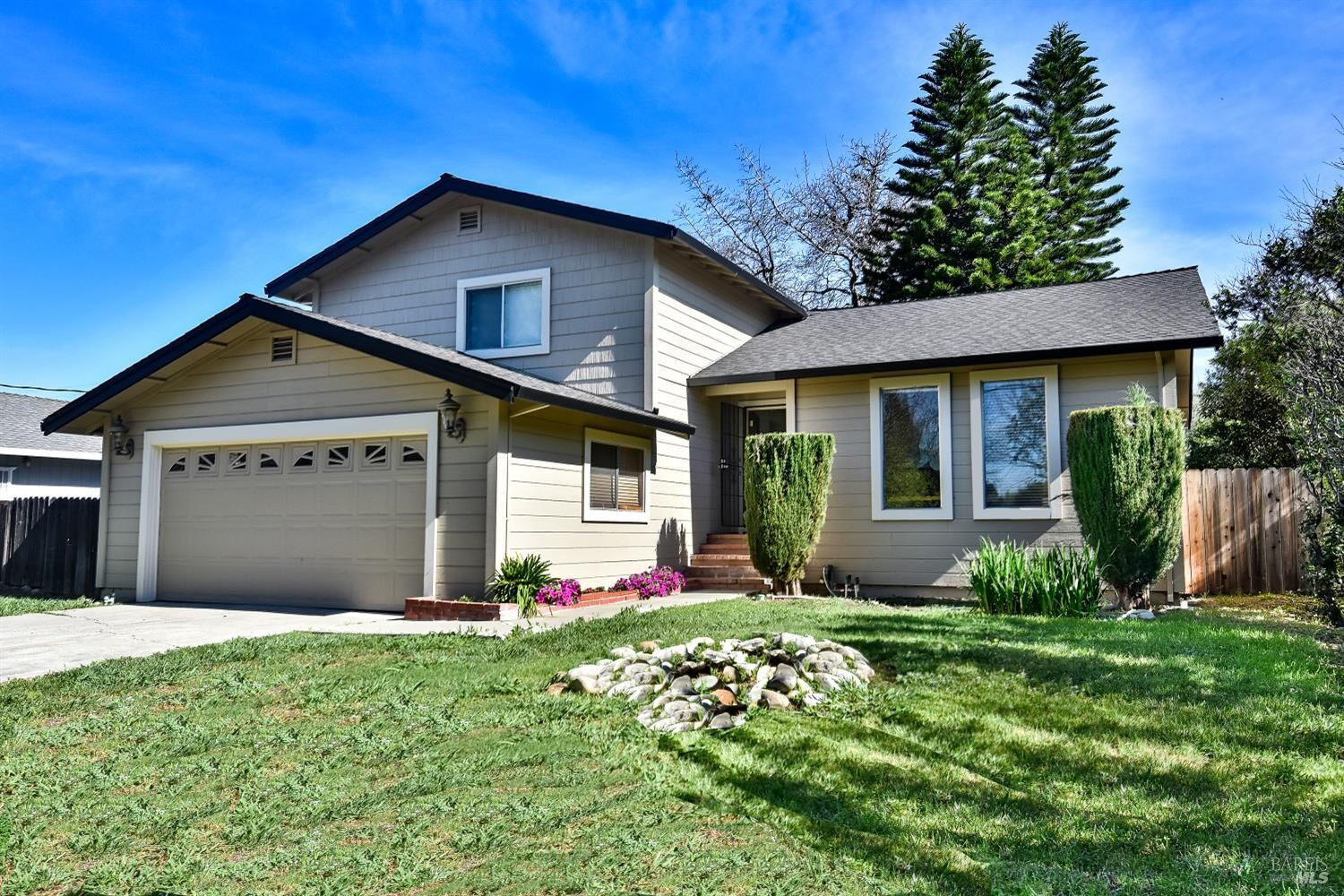 Property Photo:  418 Nut Tree Road  CA 95687 